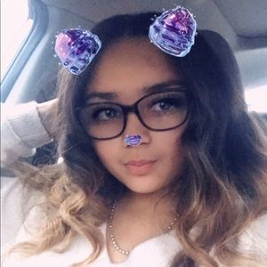 Meet your Posher, Jahira